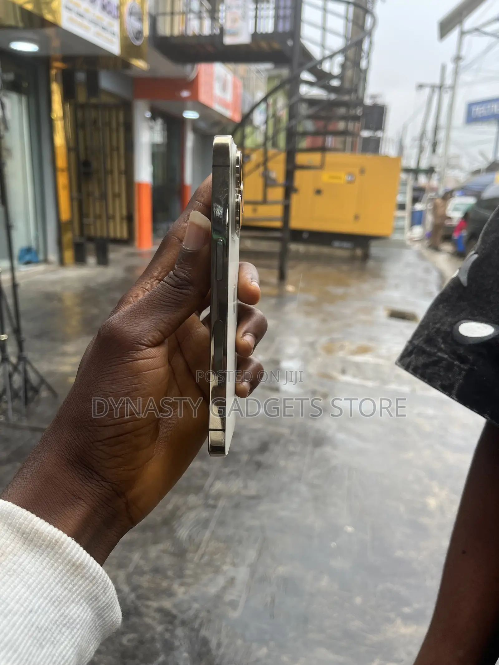 Apple iPhone 14 Pro 128 GB Gold