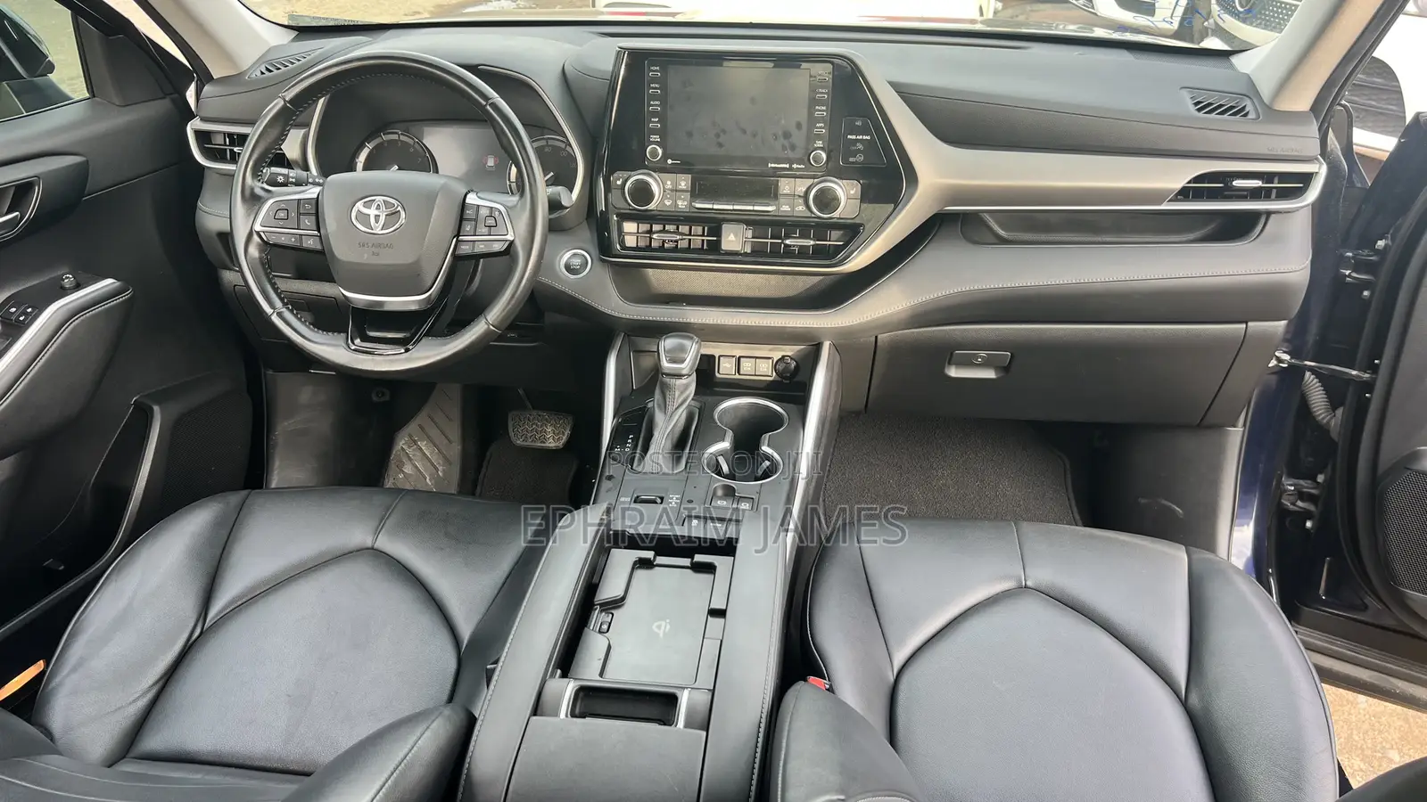Toyota Highlander XLE 2021 Blue