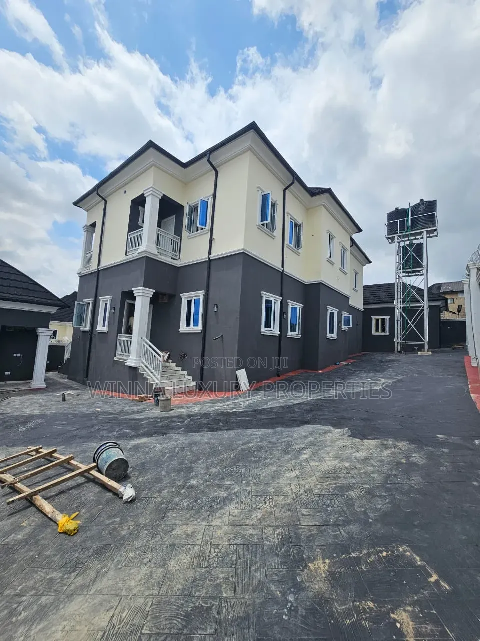 2bdrm Apartment in Along Voice Of, Lugbe District for rent