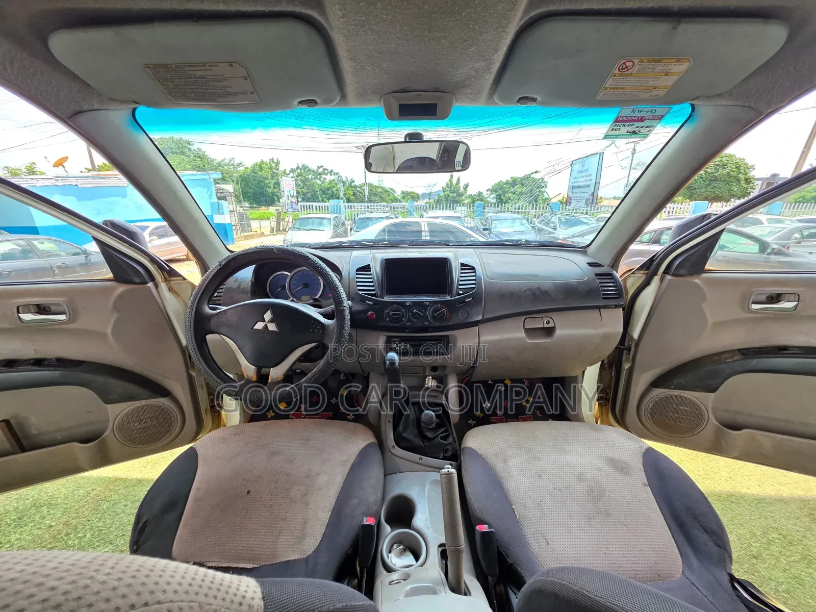 Mitsubishi L200 2013 White