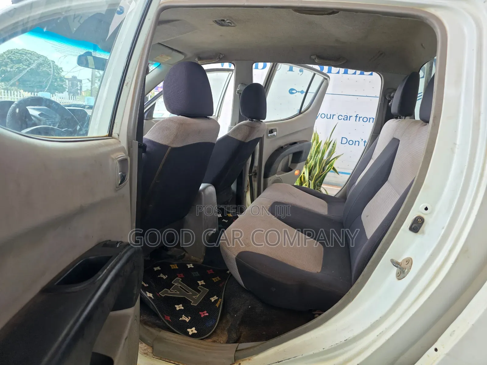 Mitsubishi L200 2013 White
