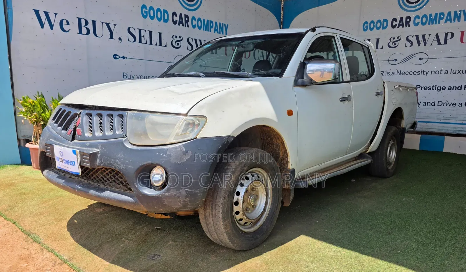 Mitsubishi L200 2013 White