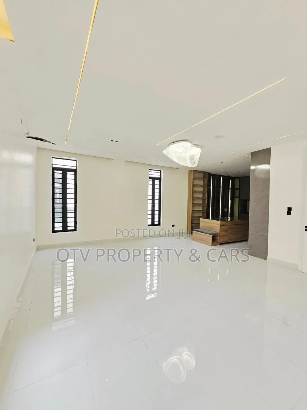 5bdrm Duplex in Lekki Phase 1 for sale