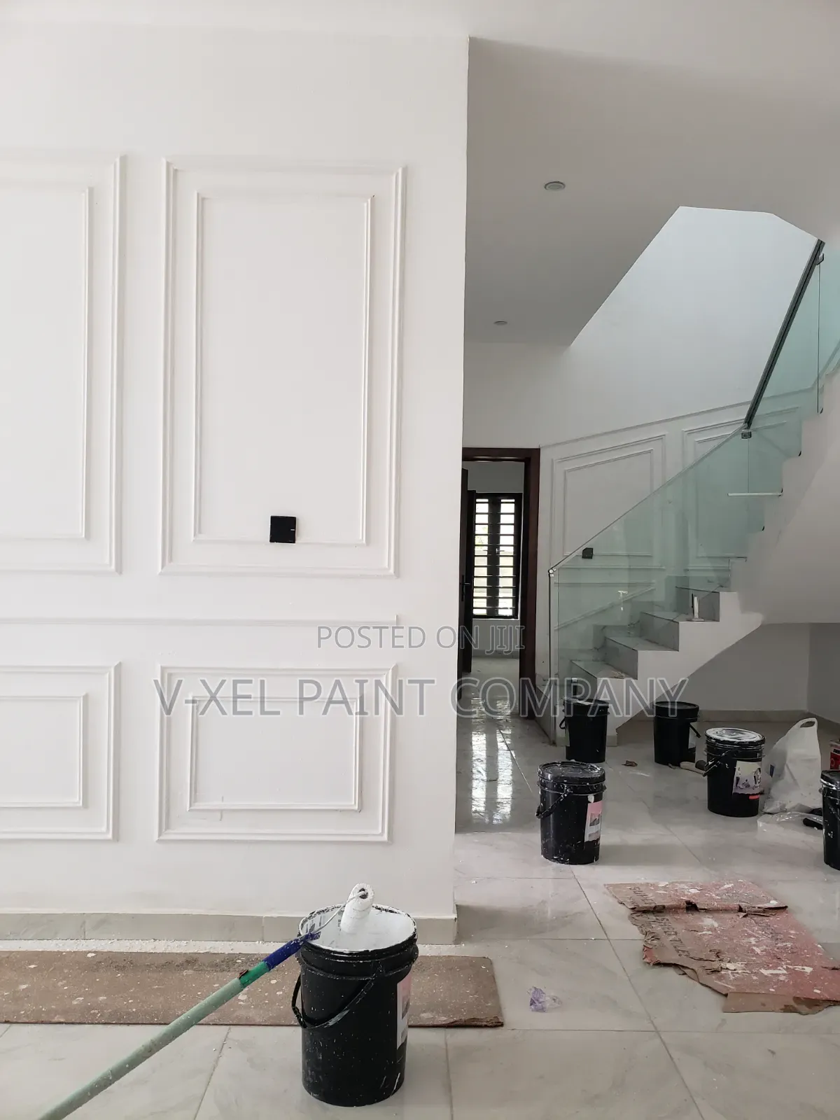 House Painting and Wall Bracket/ Screeding