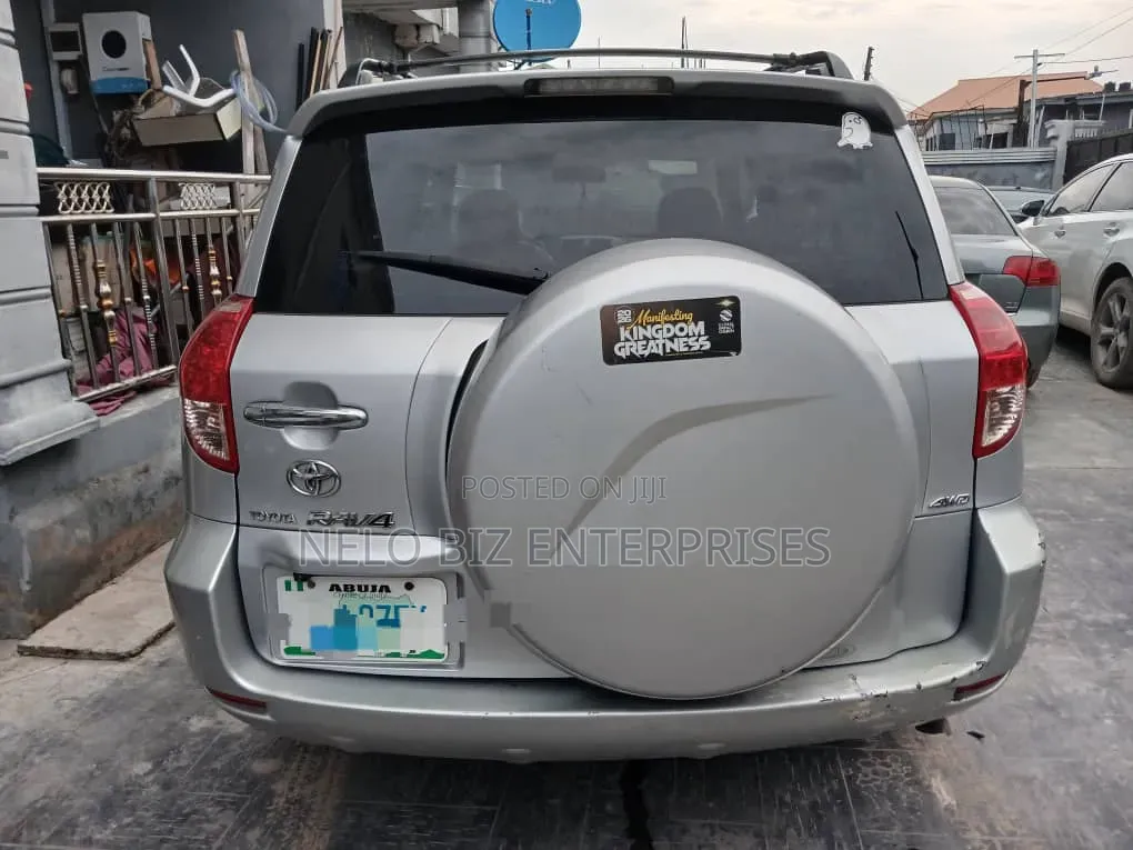 Toyota RAV4 2008 Silver