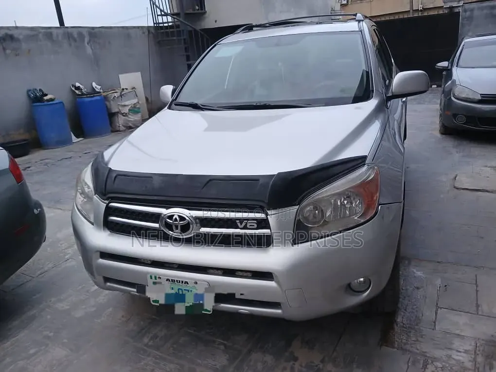 Toyota RAV4 2008 Silver