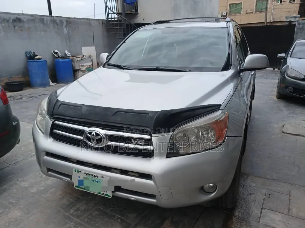 Toyota RAV4 2008 Silver