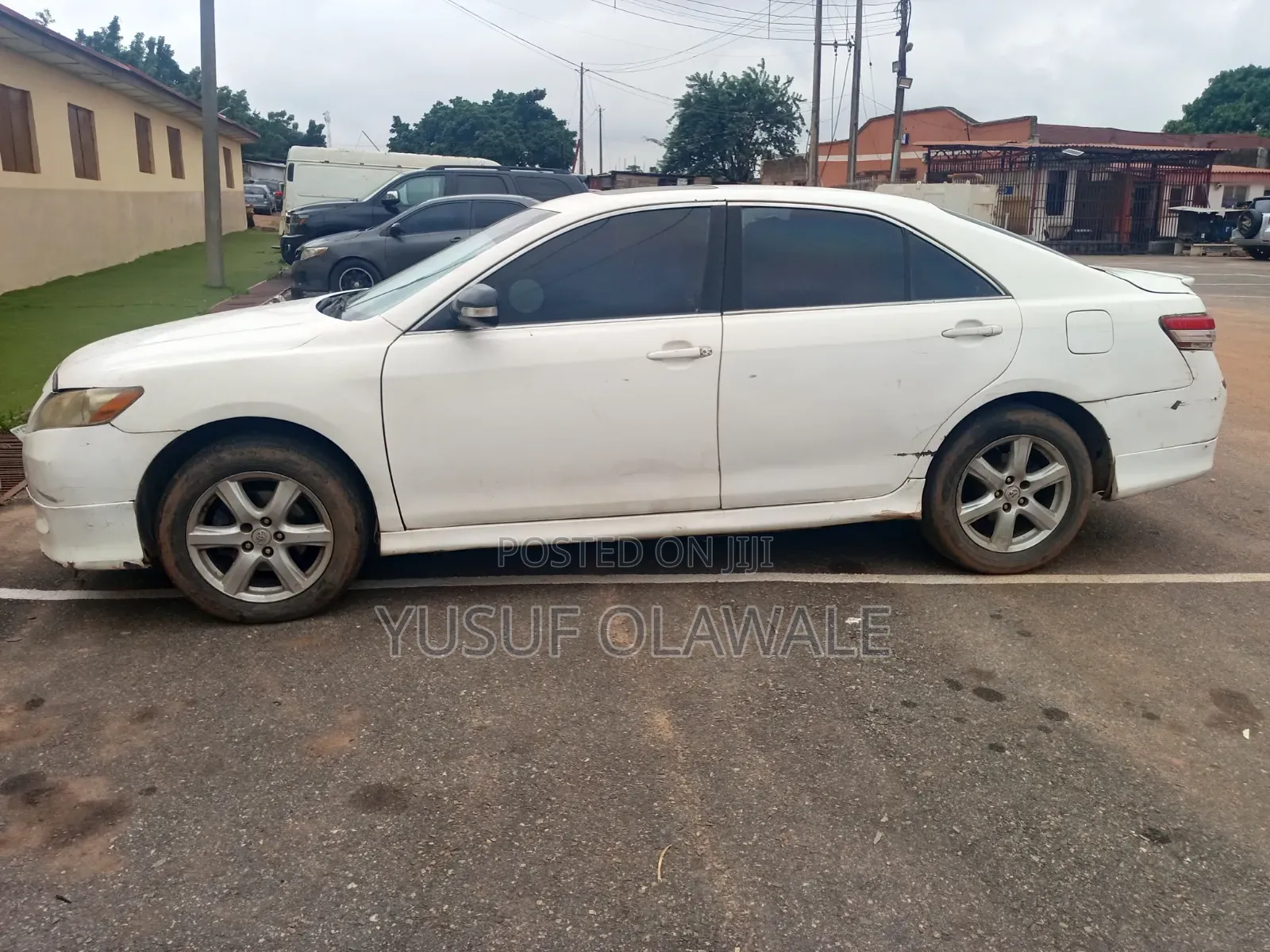 Toyota Camry SE V6 4dr Sedan (3.5L 6cyl 6AM) 2009 White