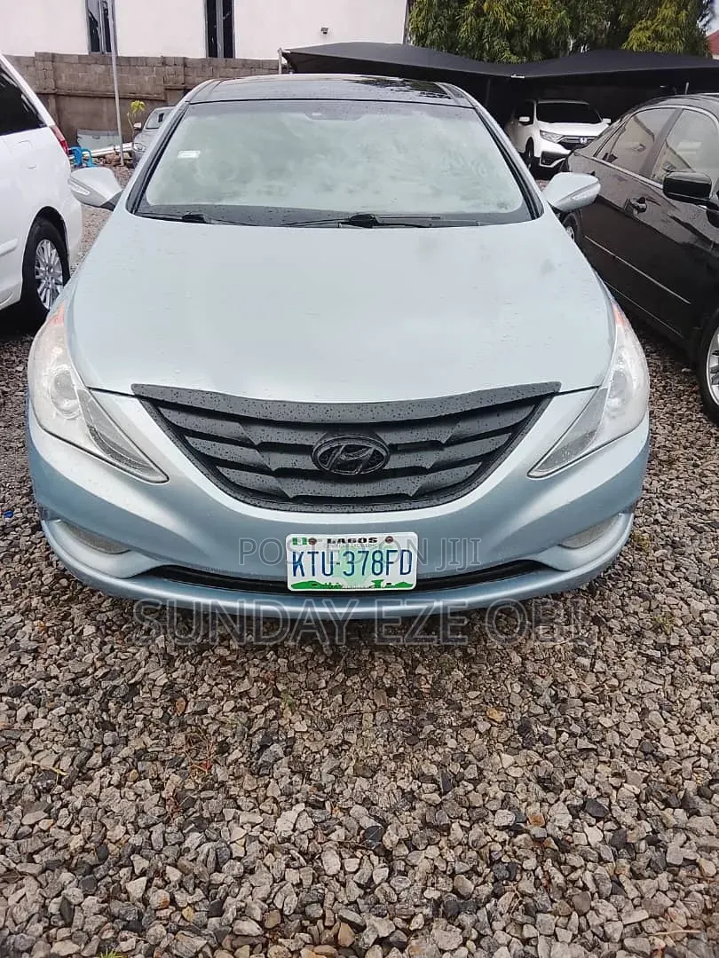 Hyundai Elantra 2013 Blue