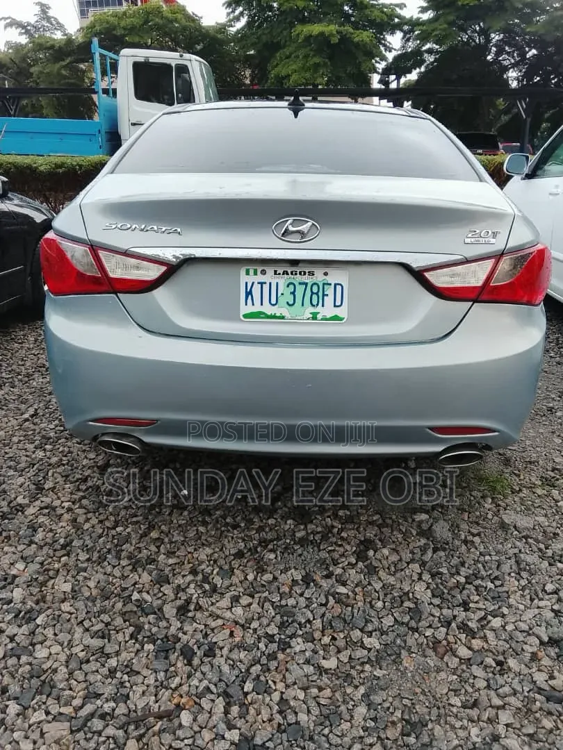 Hyundai Elantra 2013 Blue
