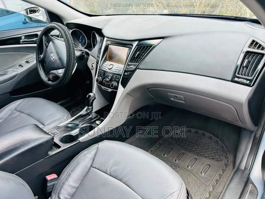 Hyundai Elantra 2013 Blue