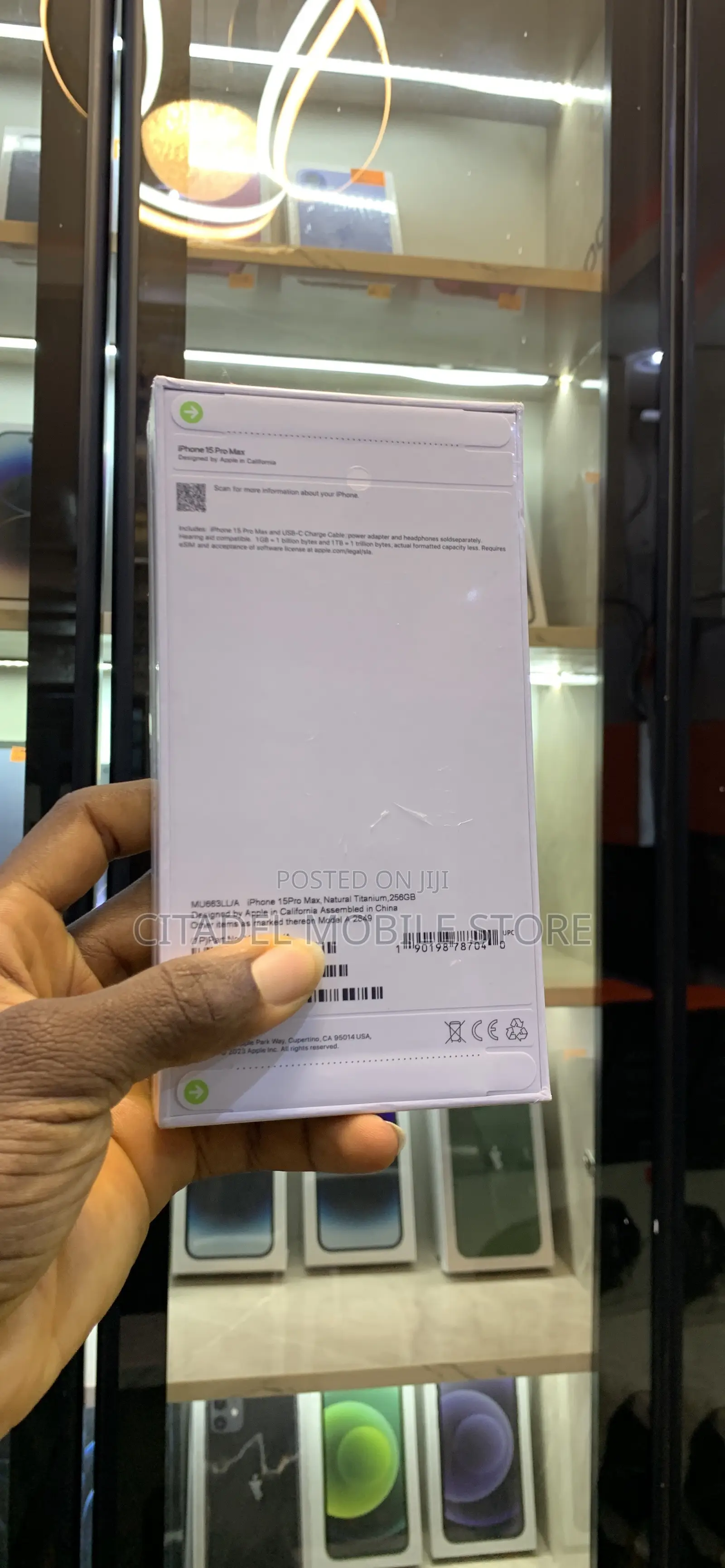 New Apple iPhone 15 Pro Max 256 GB Black