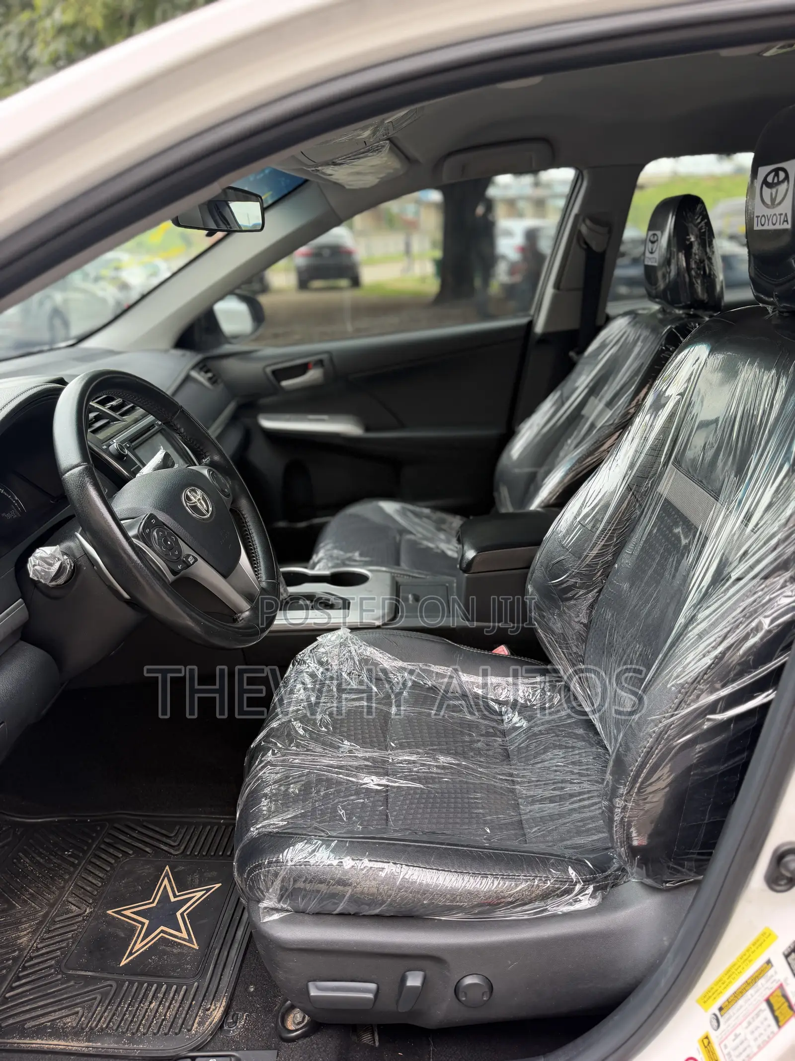 Toyota Camry SE 4dr Sedan (3.5L 6cyl 6A) 2014 White