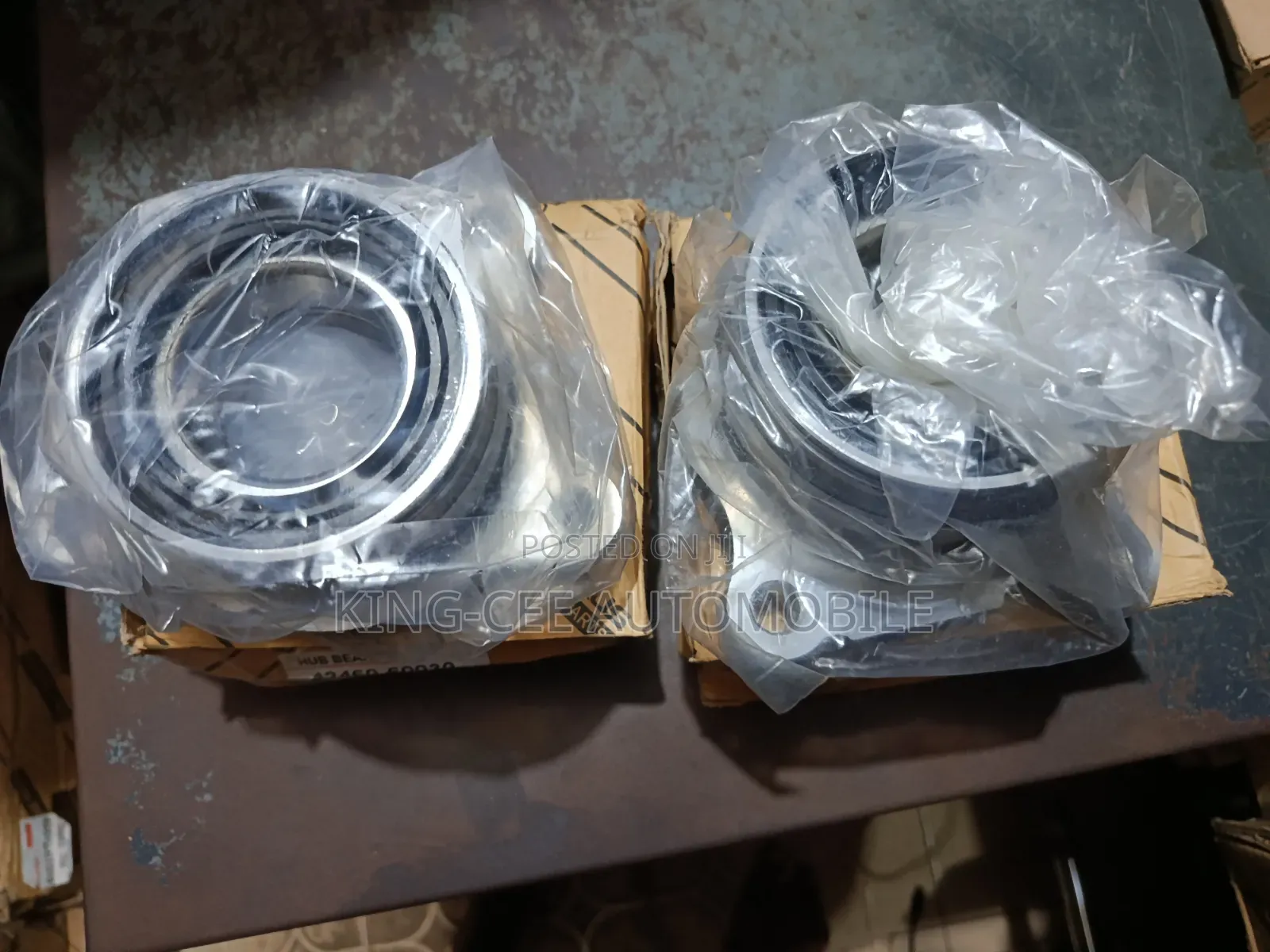 Rear/Back Hub Landcruiser,Lx570 2008-2020