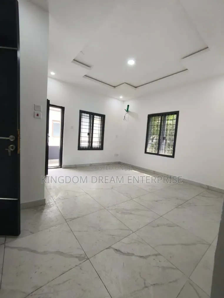 4bdrm Duplex in Lekki Palm City for rent