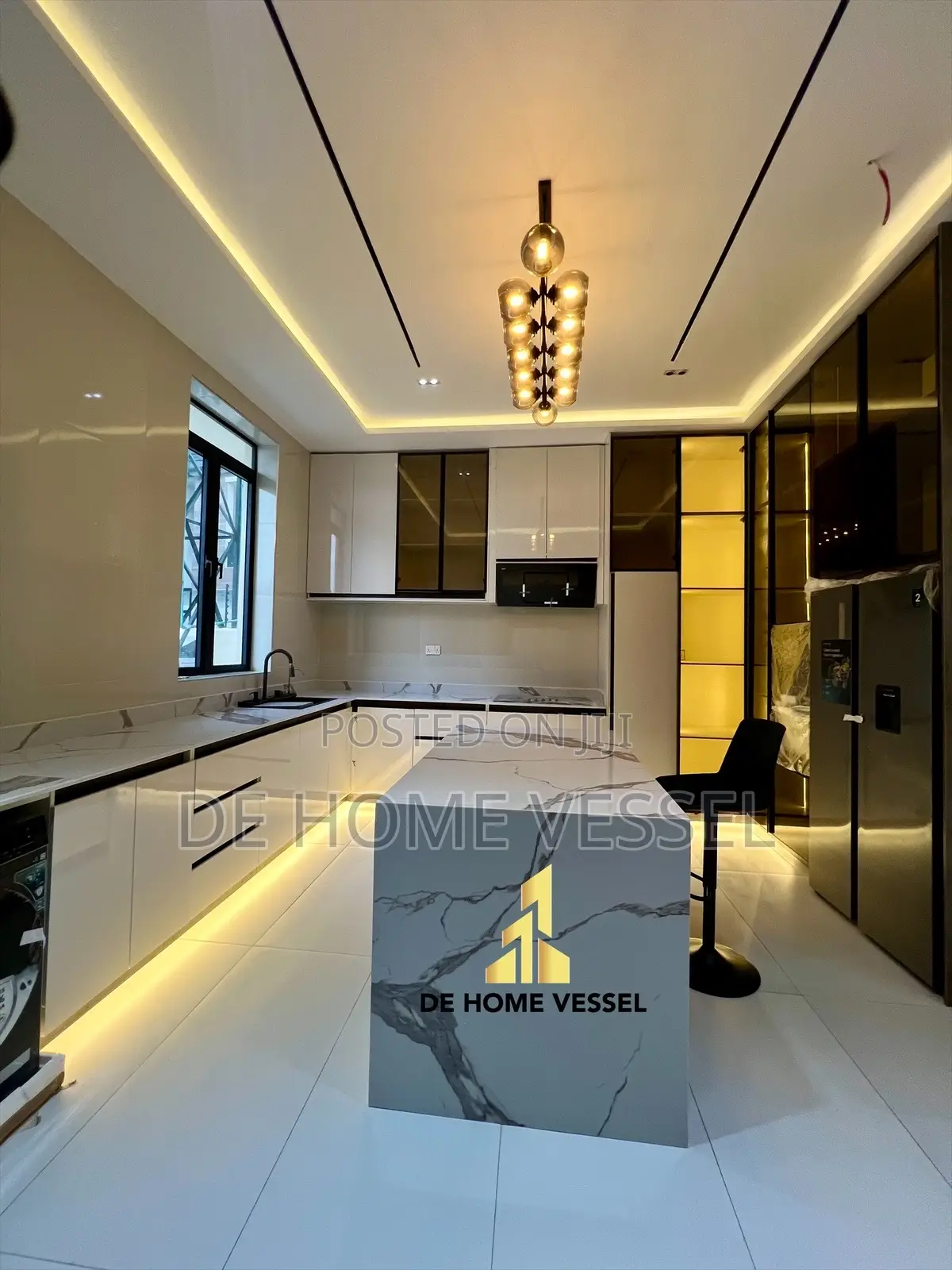 5bdrm Duplex in Lekki for sale
