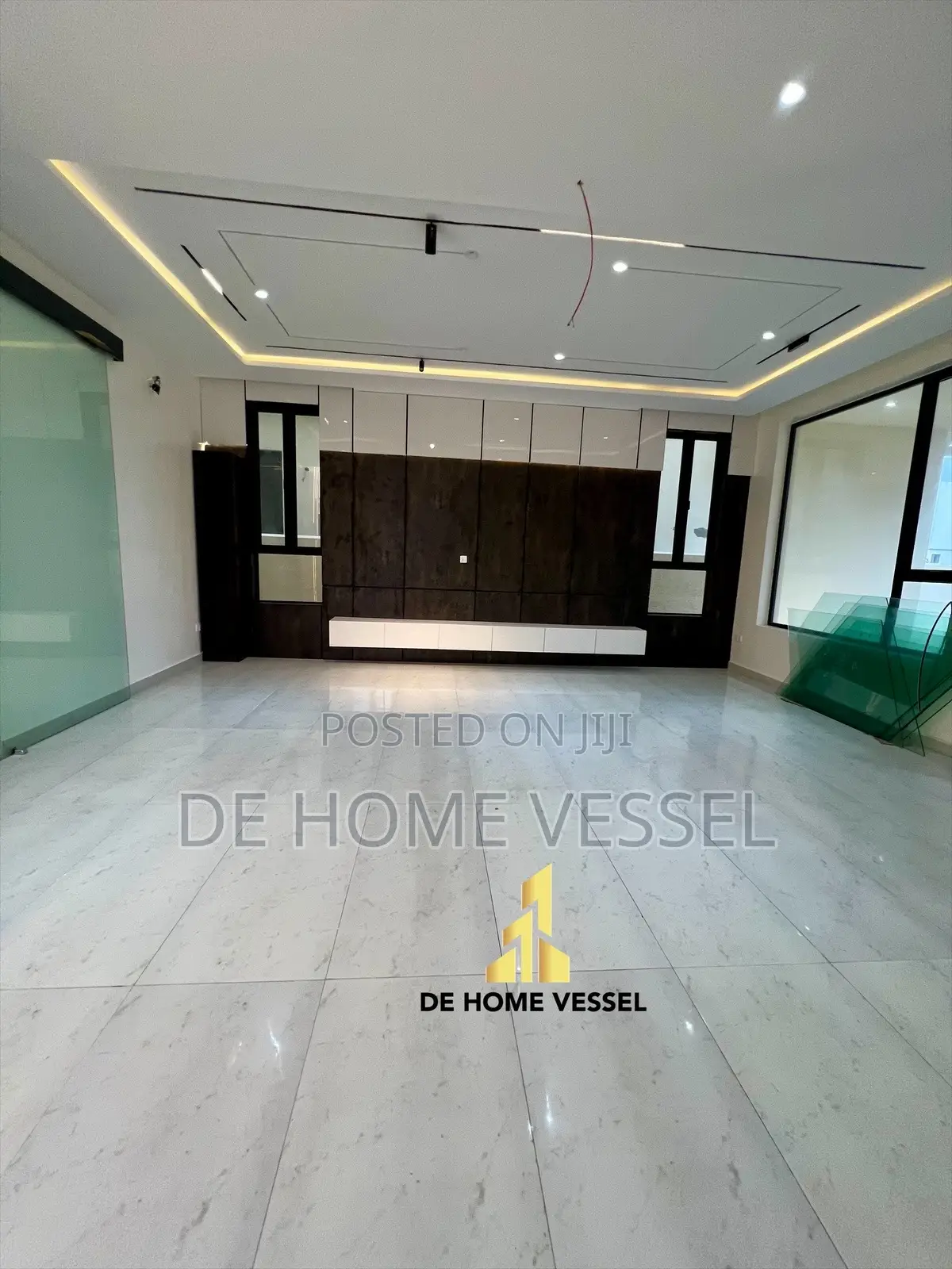 5bdrm Duplex in Lekki for sale