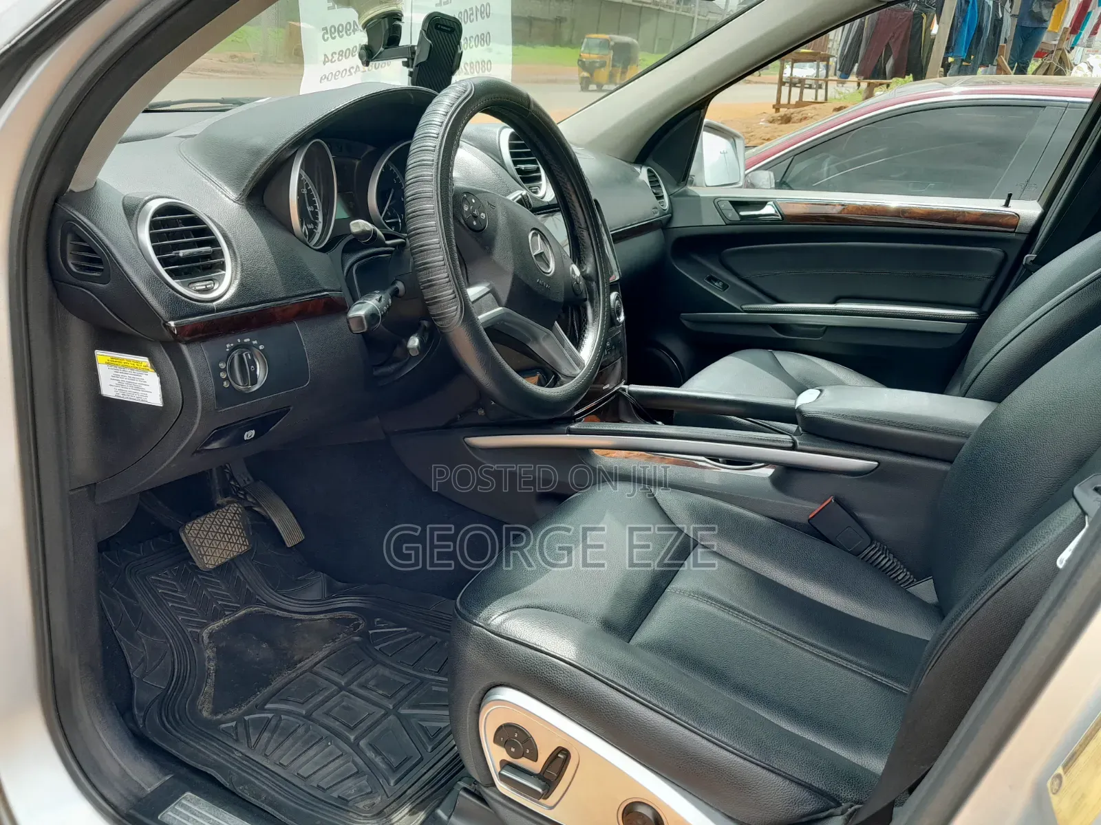 Mercedes-Benz GL-Class 2010 Silver