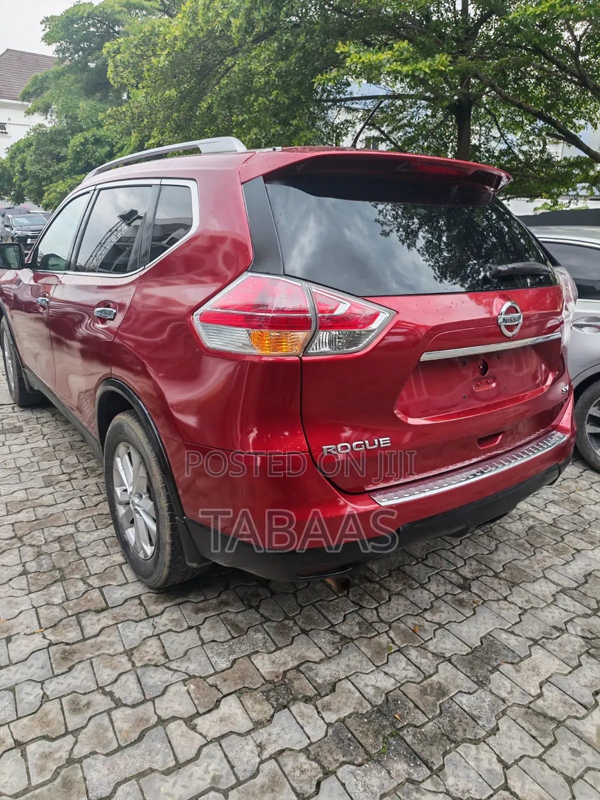 Nissan Rogue SV 4dr SUV (2.5L 4cyl CVT) 2015 Red