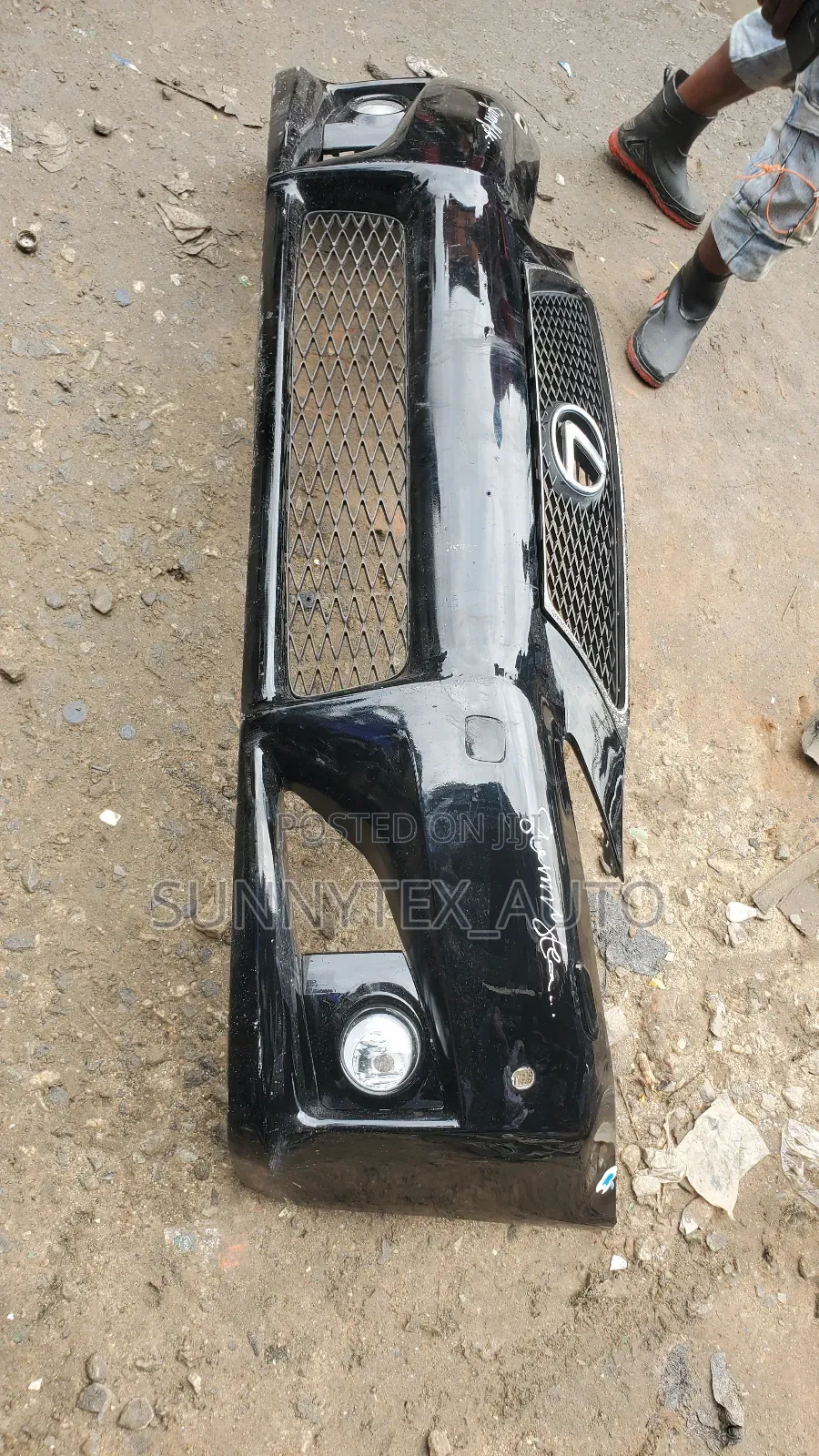 Complete Front Bumper Is250 2012 Se One Door