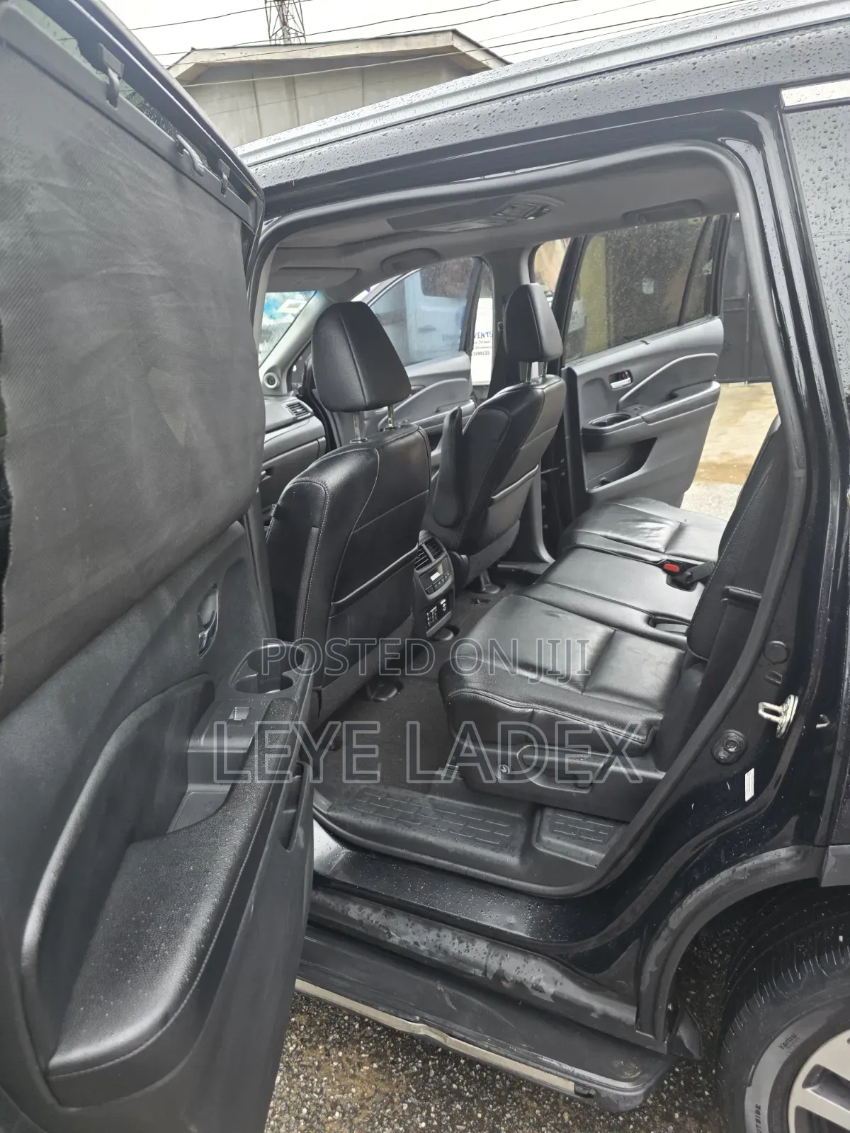 Honda Pilot Touring 4dr SUV 4WD (3.5L 6cyl 9A) 2016 Black