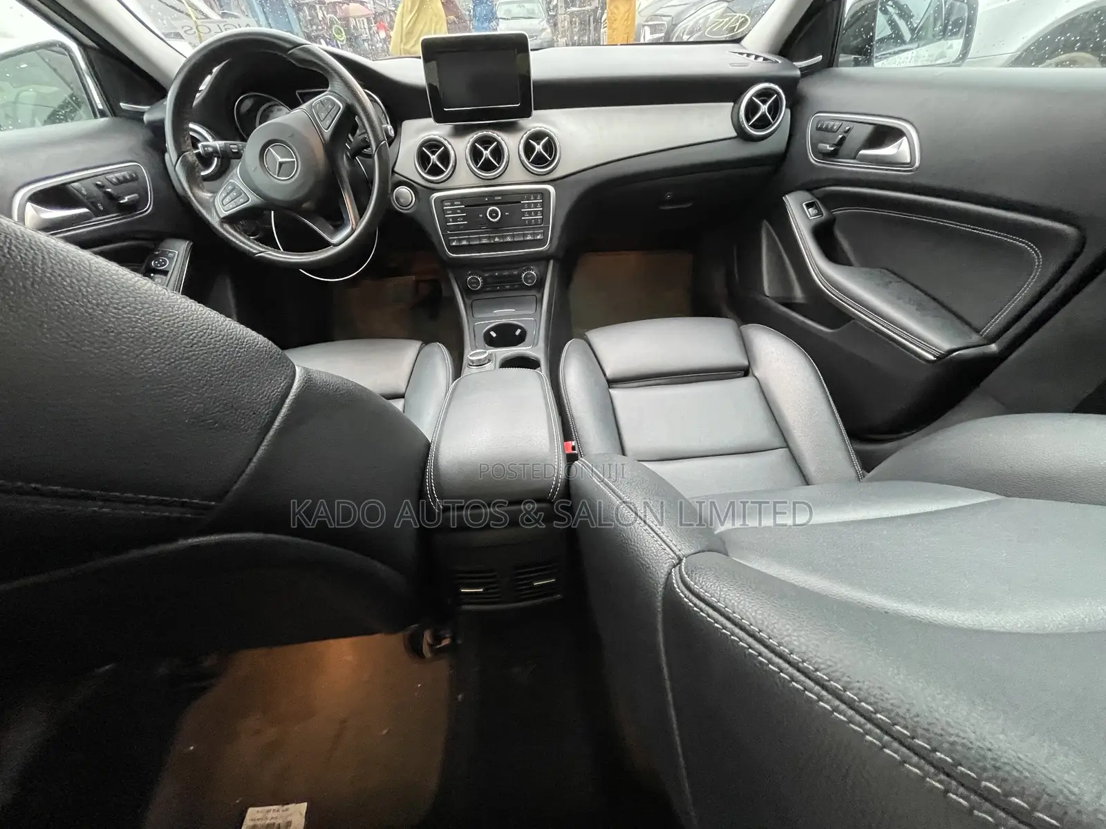 Mercedes-Benz GLA 250 2016 White
