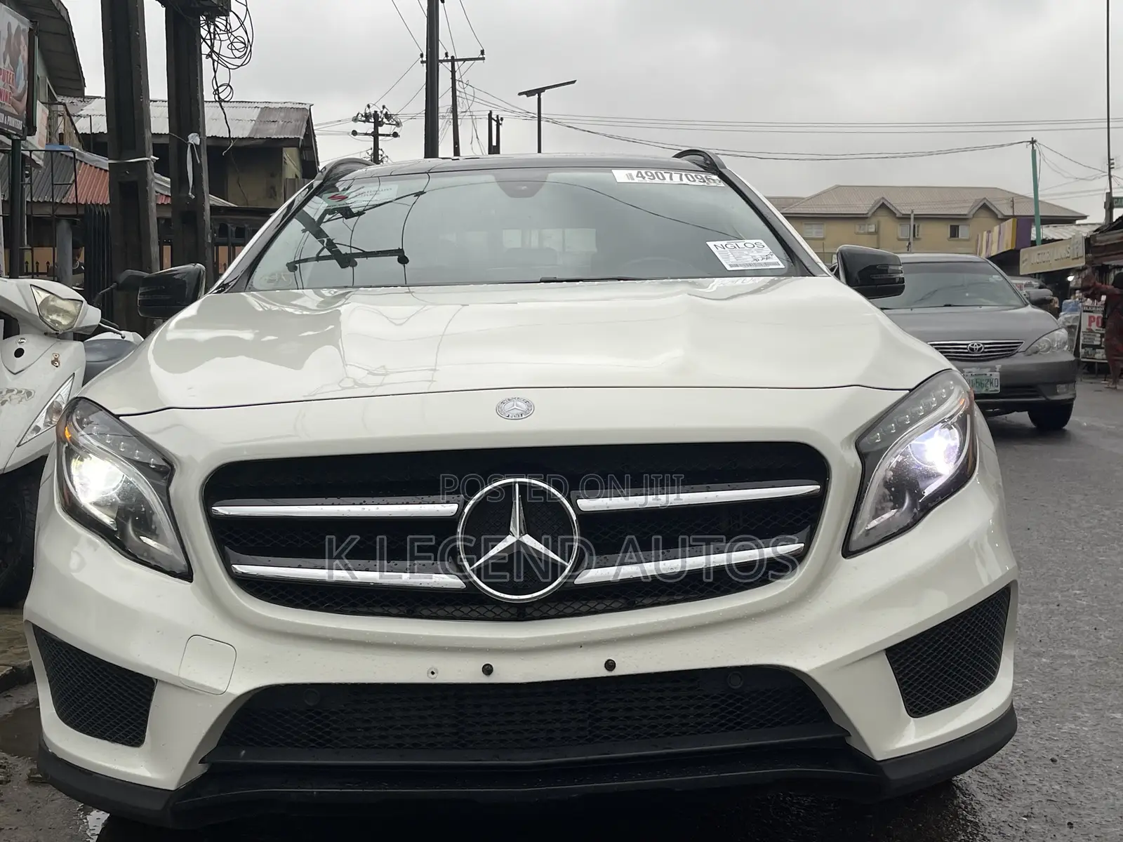 Mercedes-Benz GLA 250 2017 White