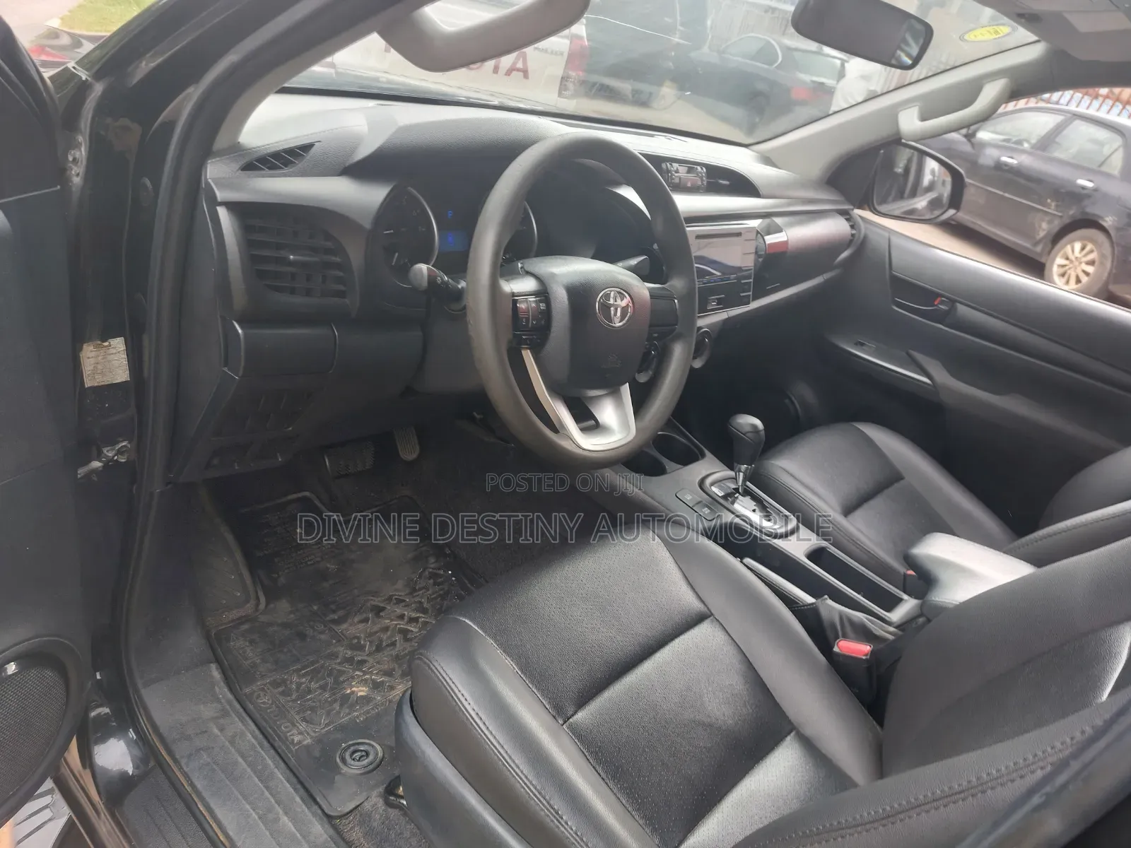 Toyota Hilux 2020 Black