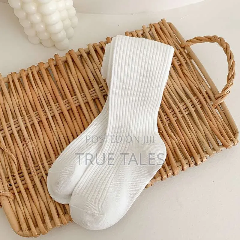 Girls Beautiful Thick and Warm Pop Socks Ages 2 to 12 Years