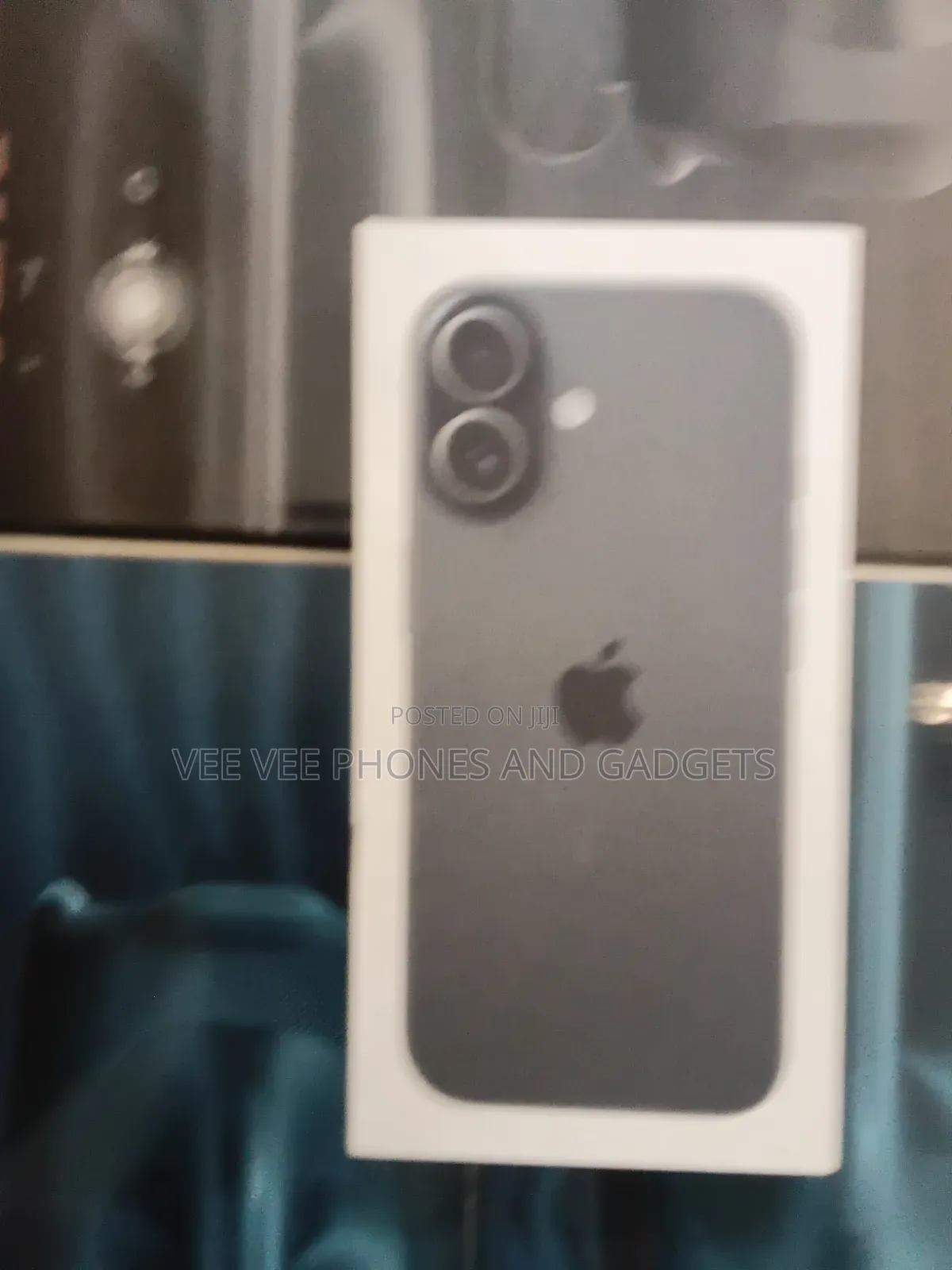 New Apple iPhone 17 256 GB Green