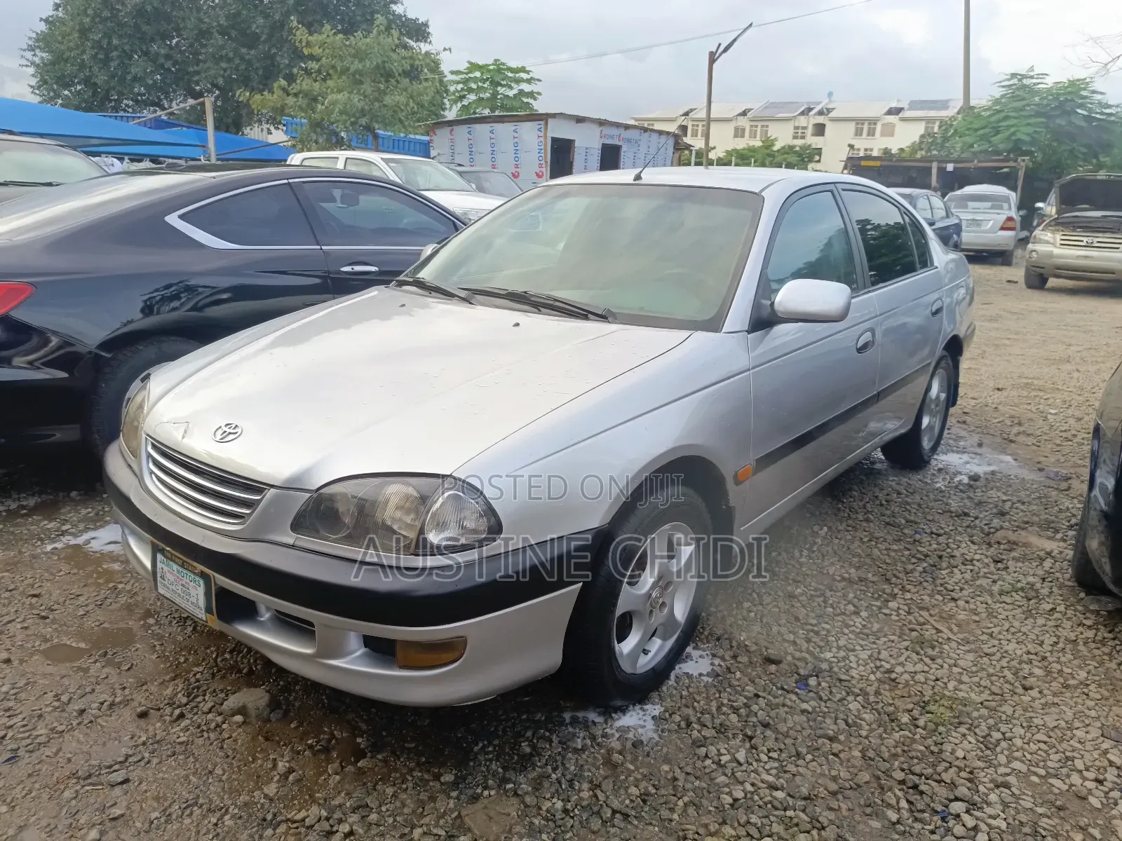 Toyota Avensis 1.6 VVT-i 2003 Silver