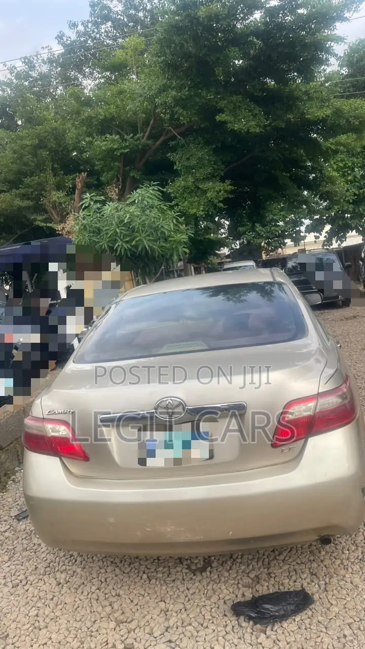 Toyota Camry 2008 Gold