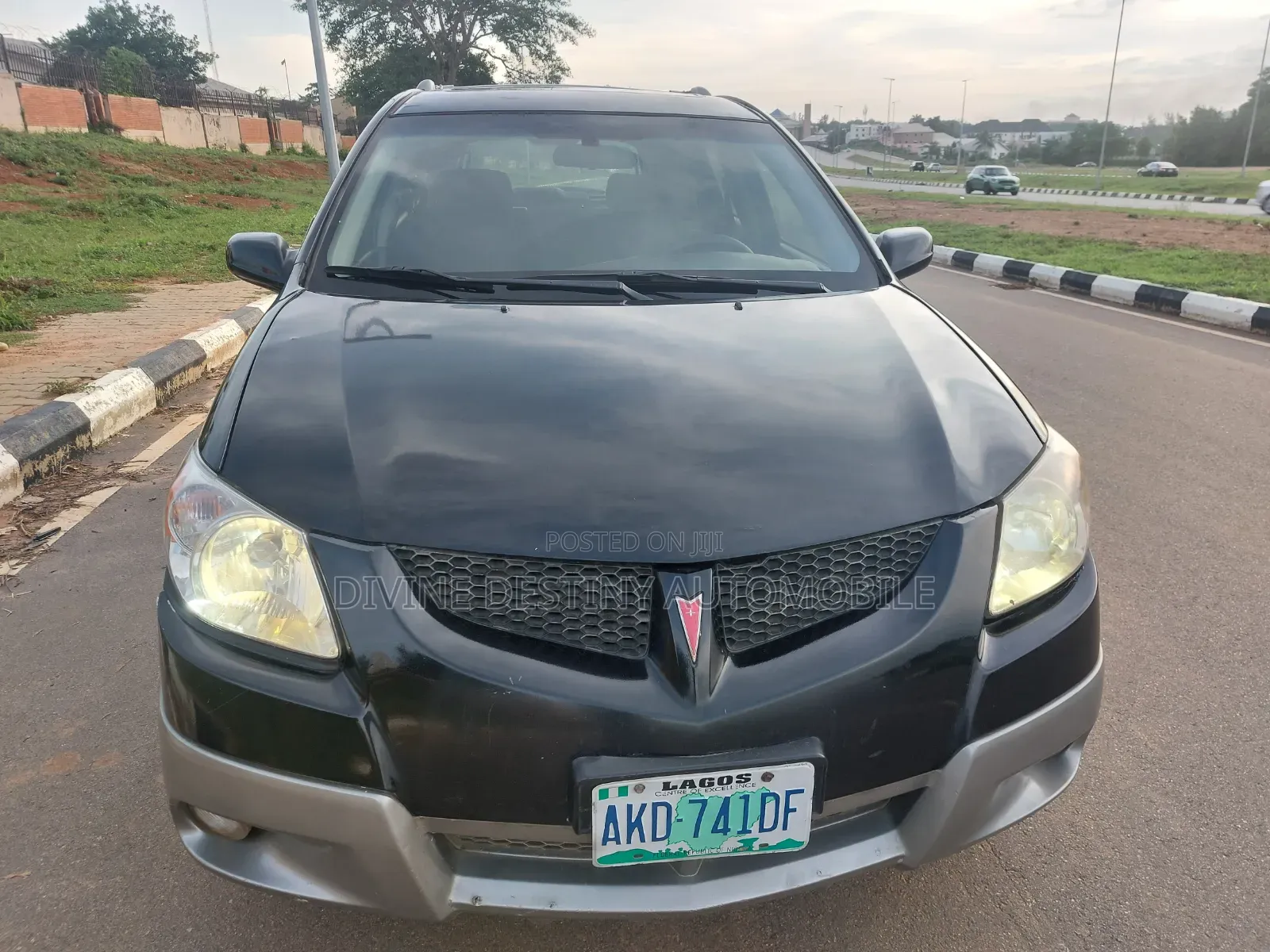 Pontiac Vibe Automatic 2004 Black