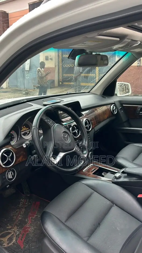 Mercedes-Benz GLK-Class 350 4MATIC 2013 White