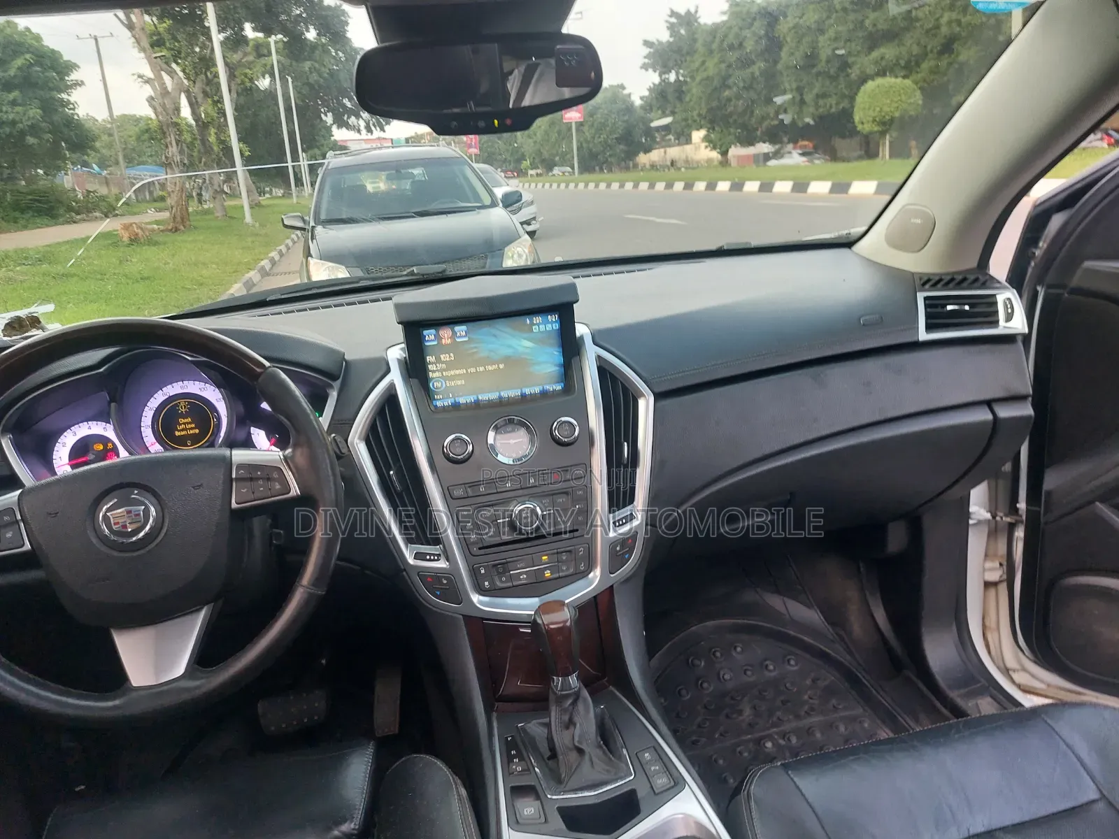 Cadillac SRX 2013 White