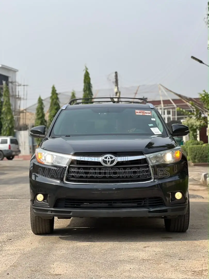 Toyota Highlander XLE 4dr SUV AWD (3.5L 6cyl 6A) 2015 Black