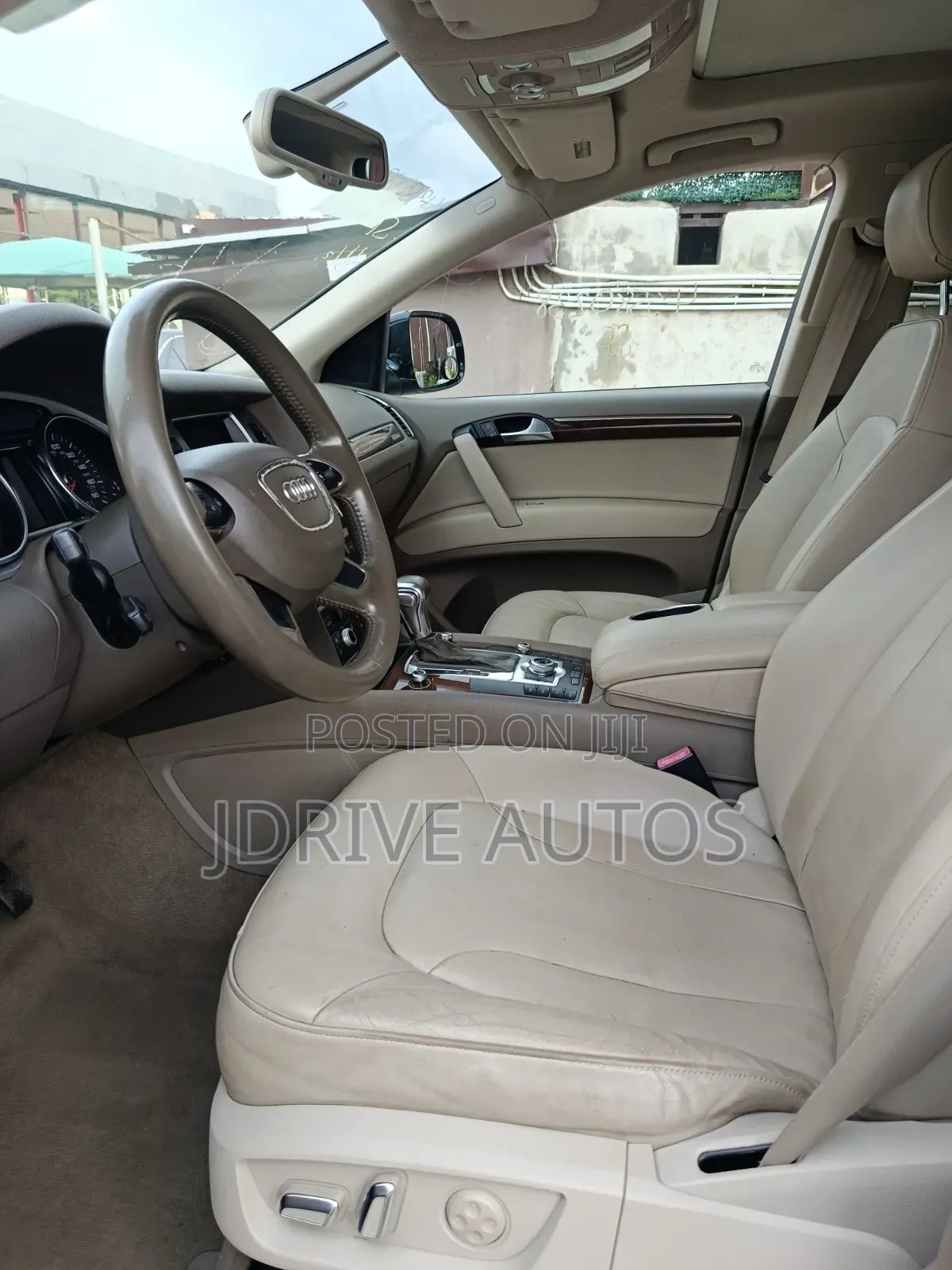 Audi Q7 2012 Black