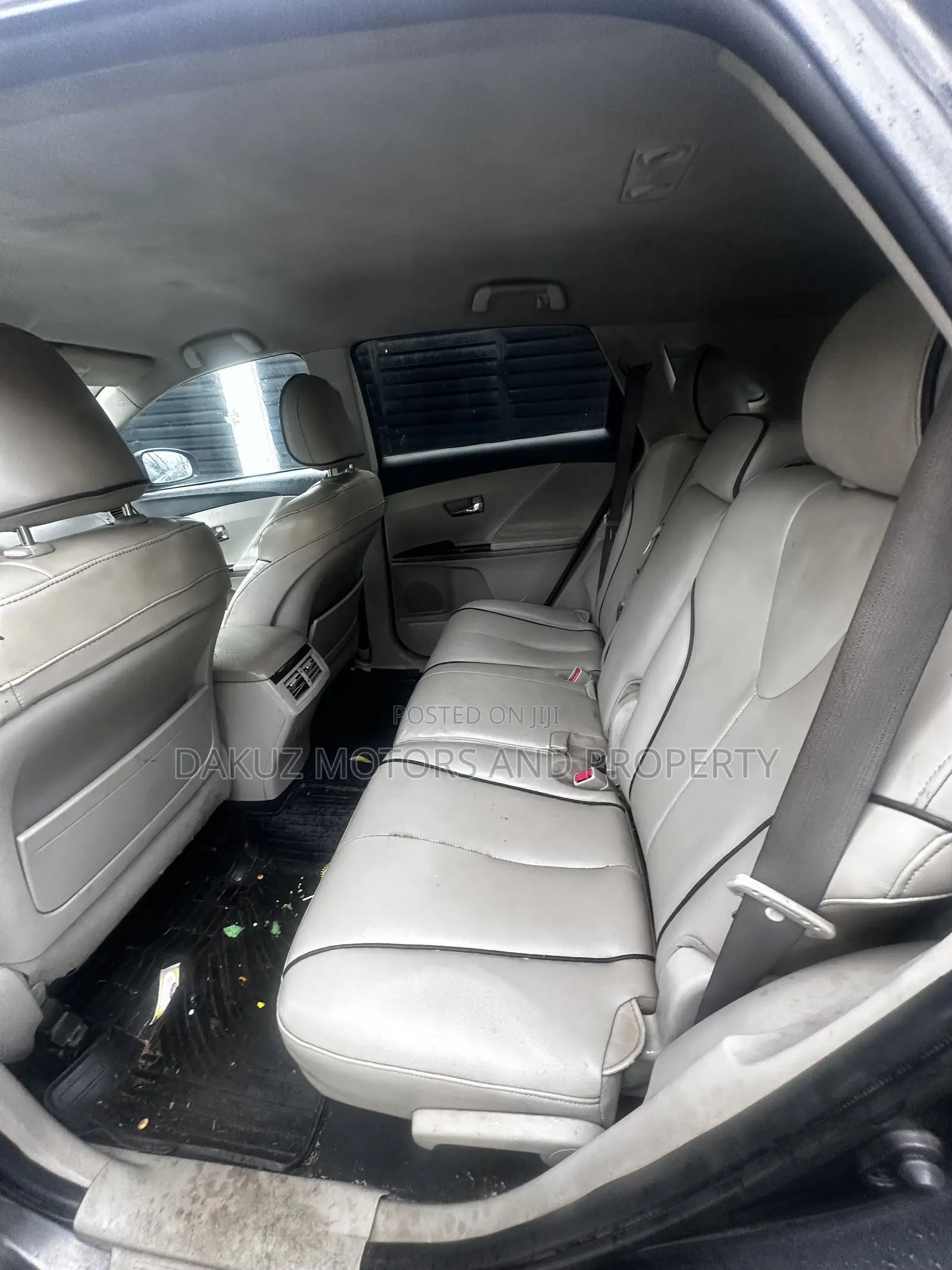 Toyota Venza 2011 Gray