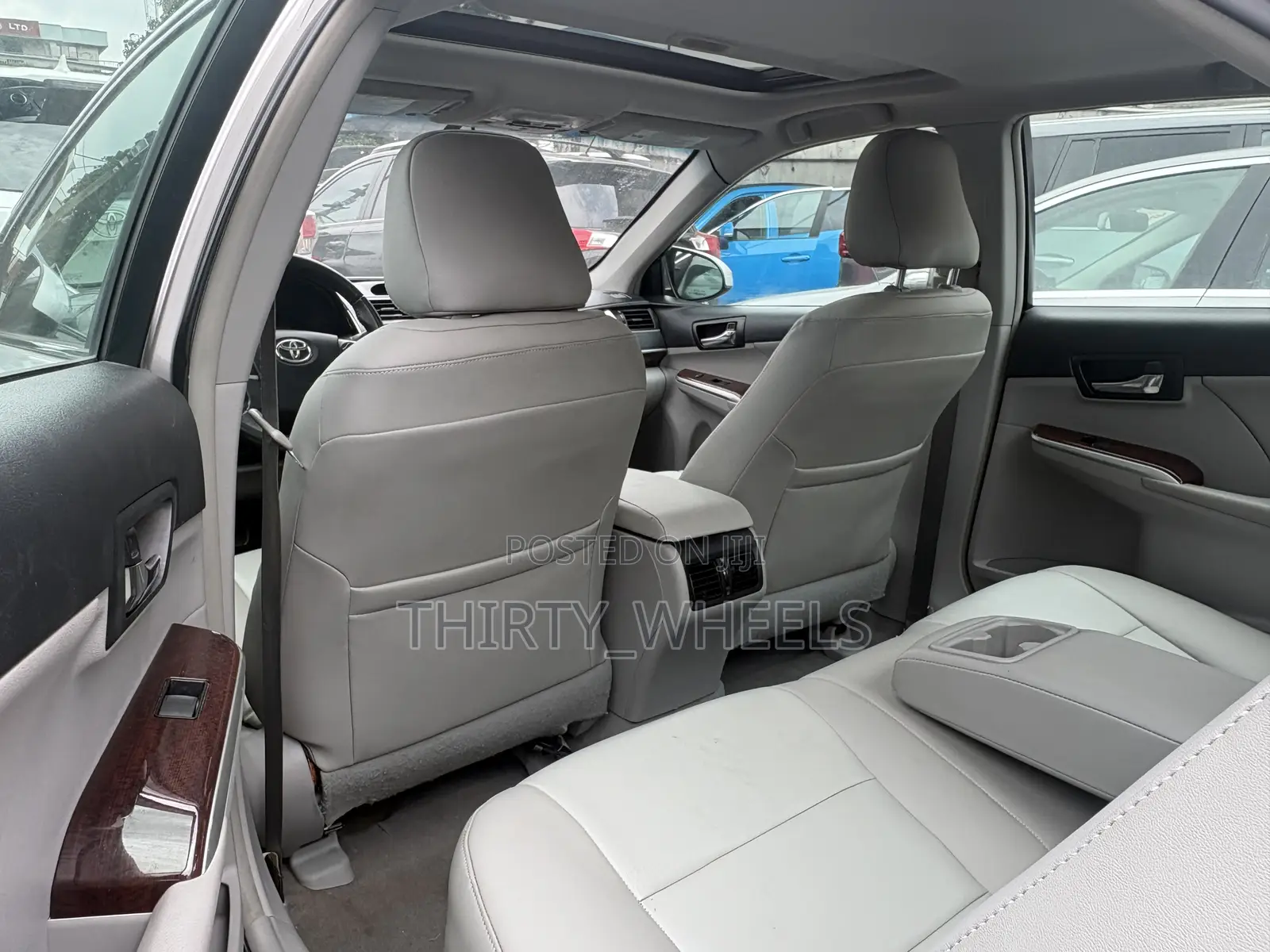 Toyota Camry 2012 Silver