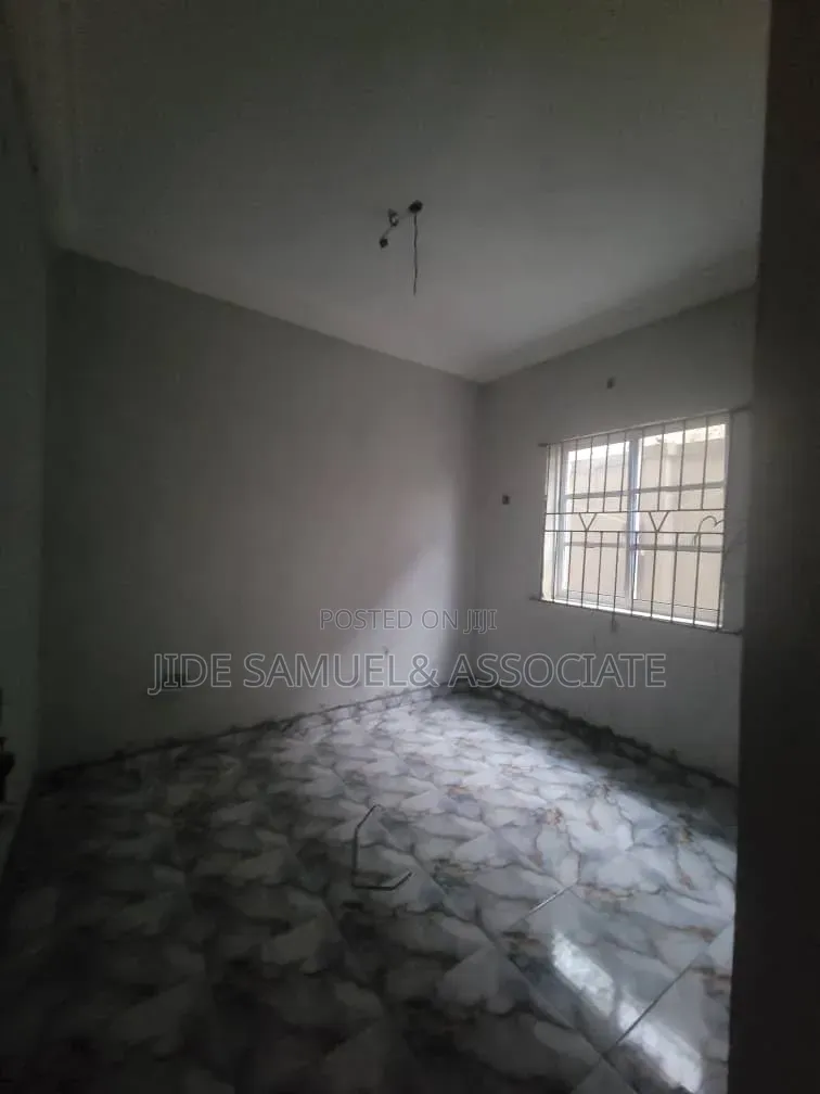 Furnished Mini Flat in Ayobo for rent