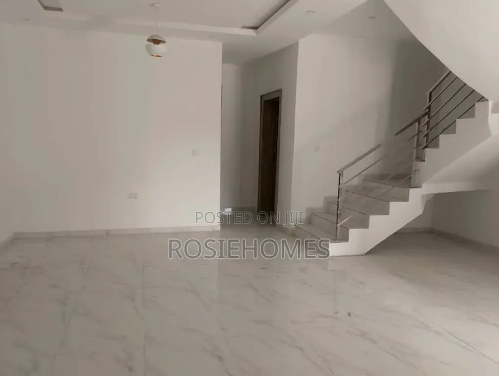 4bdrm Duplex in Abraham Adesanya for rent