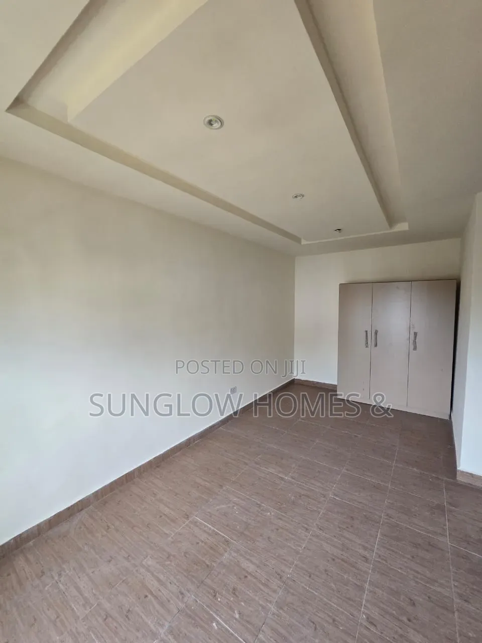 3bdrm Apartment in Katampe for sale