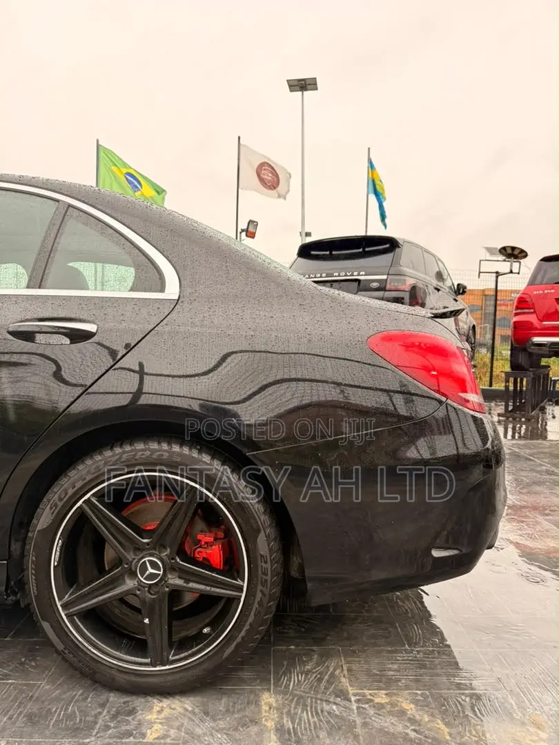Mercedes-Benz C400 4Matic AWD Sedan (3.0L V6 7A) 2015 Black