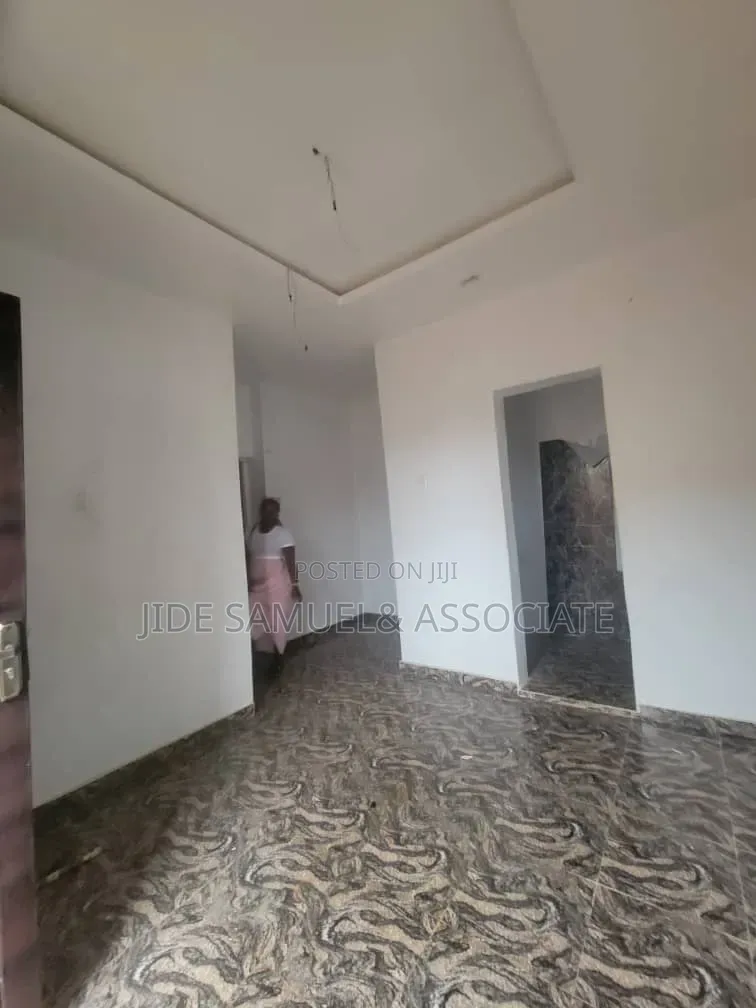 Furnished Mini Flat in Ayobo for rent