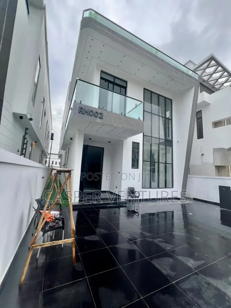 5bdrm Duplex in Chevyview, Chevron for sale