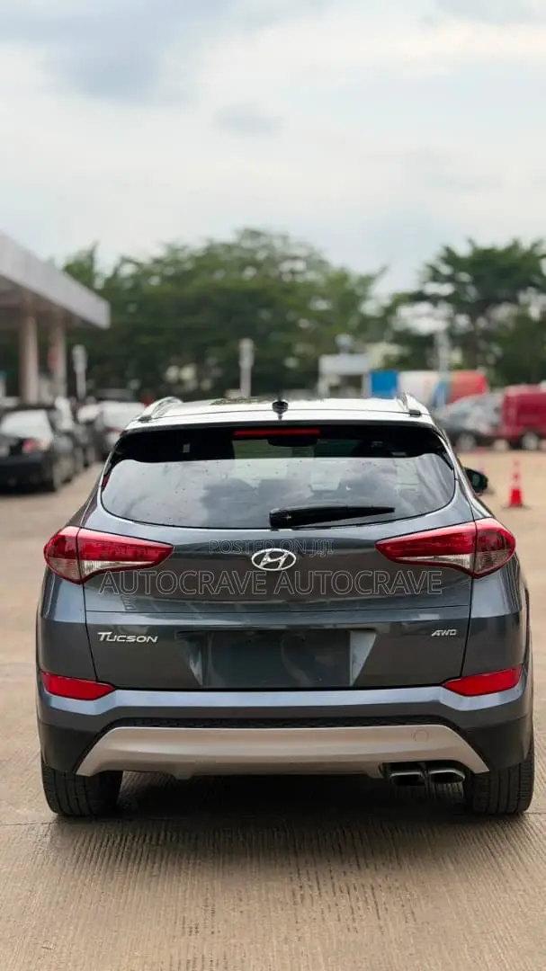 Hyundai Tucson Limited AWD 2018 Silver