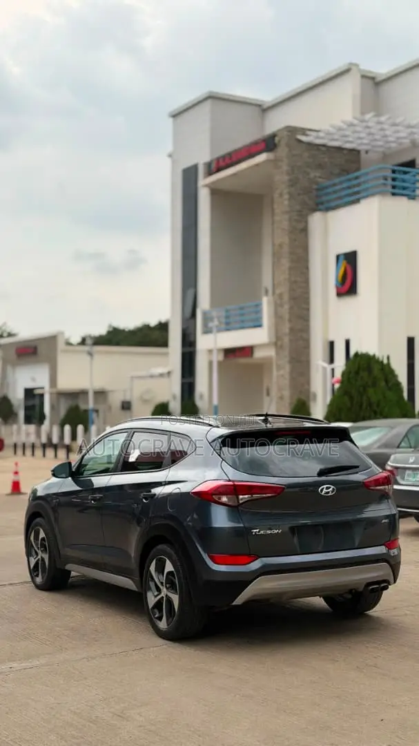 Hyundai Tucson Limited AWD 2018 Silver