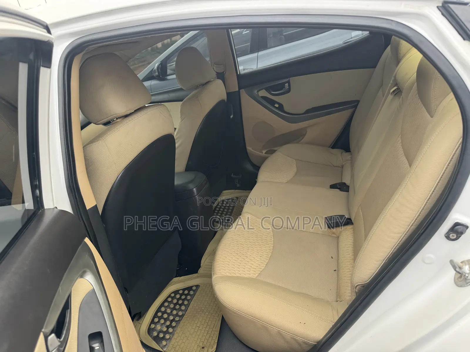 Hyundai Elantra Limited Sedan FWD (1.8L 4cyl 6A) 2013 White