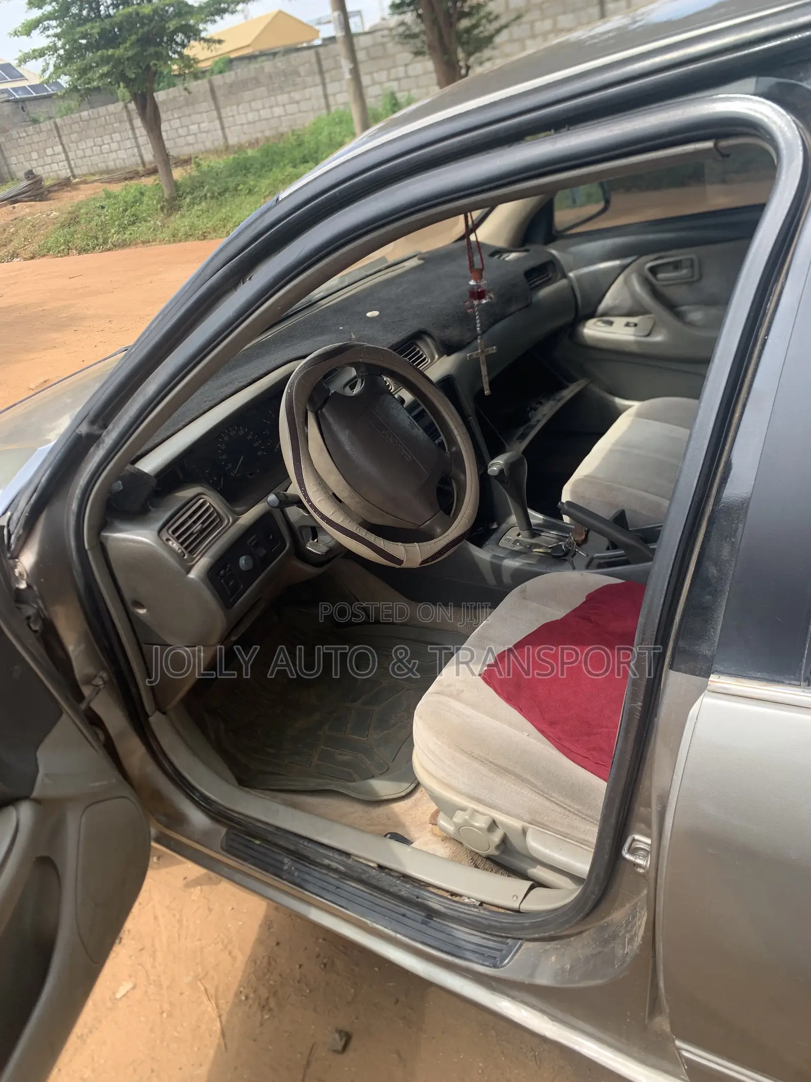 Toyota Camry LE 4dr Sedan (2.4L 4cyl 5M) 2002 Gray