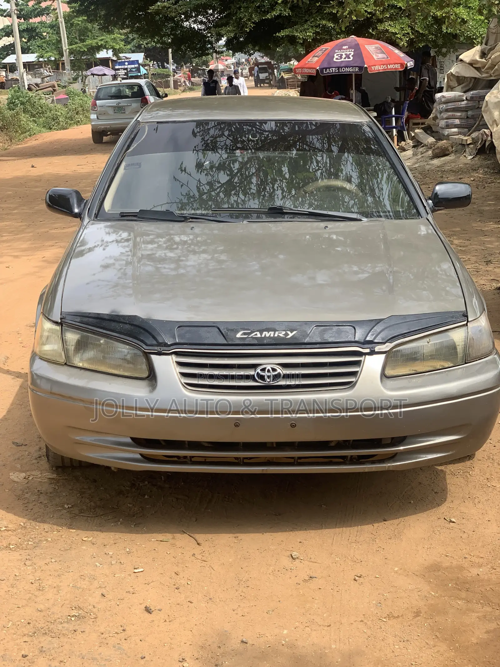 Toyota Camry LE 4dr Sedan (2.4L 4cyl 5M) 2002 Gray